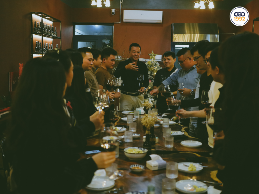 Buoi ra mat BCH lam thoi CEO1992SG